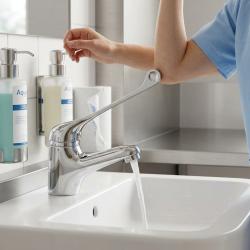medical-chrome-touchless-bathroom-faucet